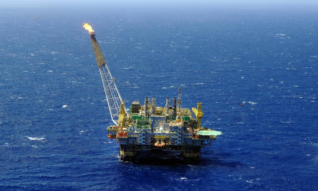 brasil-bate-recorde-de-producao-de-petroleo-em-meio-a-guerra-dos-eua-e-israel-contra-ira