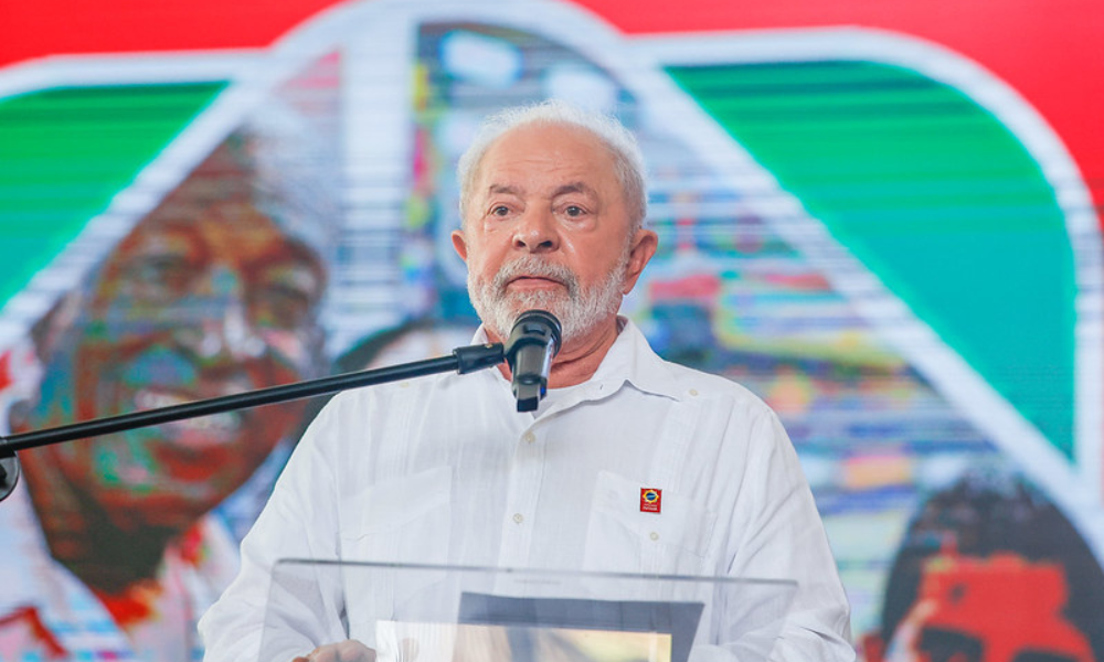lula-diz-que-mercado-transforma-pessoas-com-divida-baixa-em-‘clandestinos’