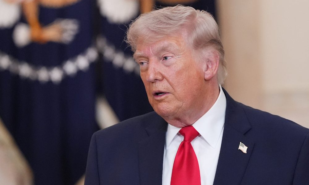 atlasintel:-desaprovacao-de-trump-atinge-59,8%;-economia-e-a-maior-preocupacao