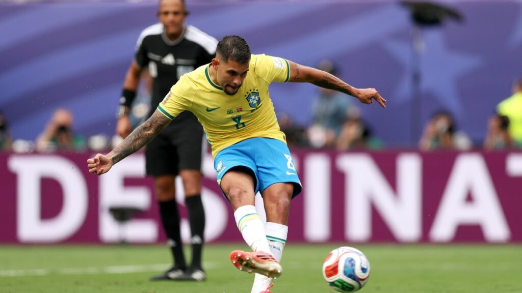 bruno-guimaraes-quebra-o-silencio-apos-penalti-perdido-na-copa